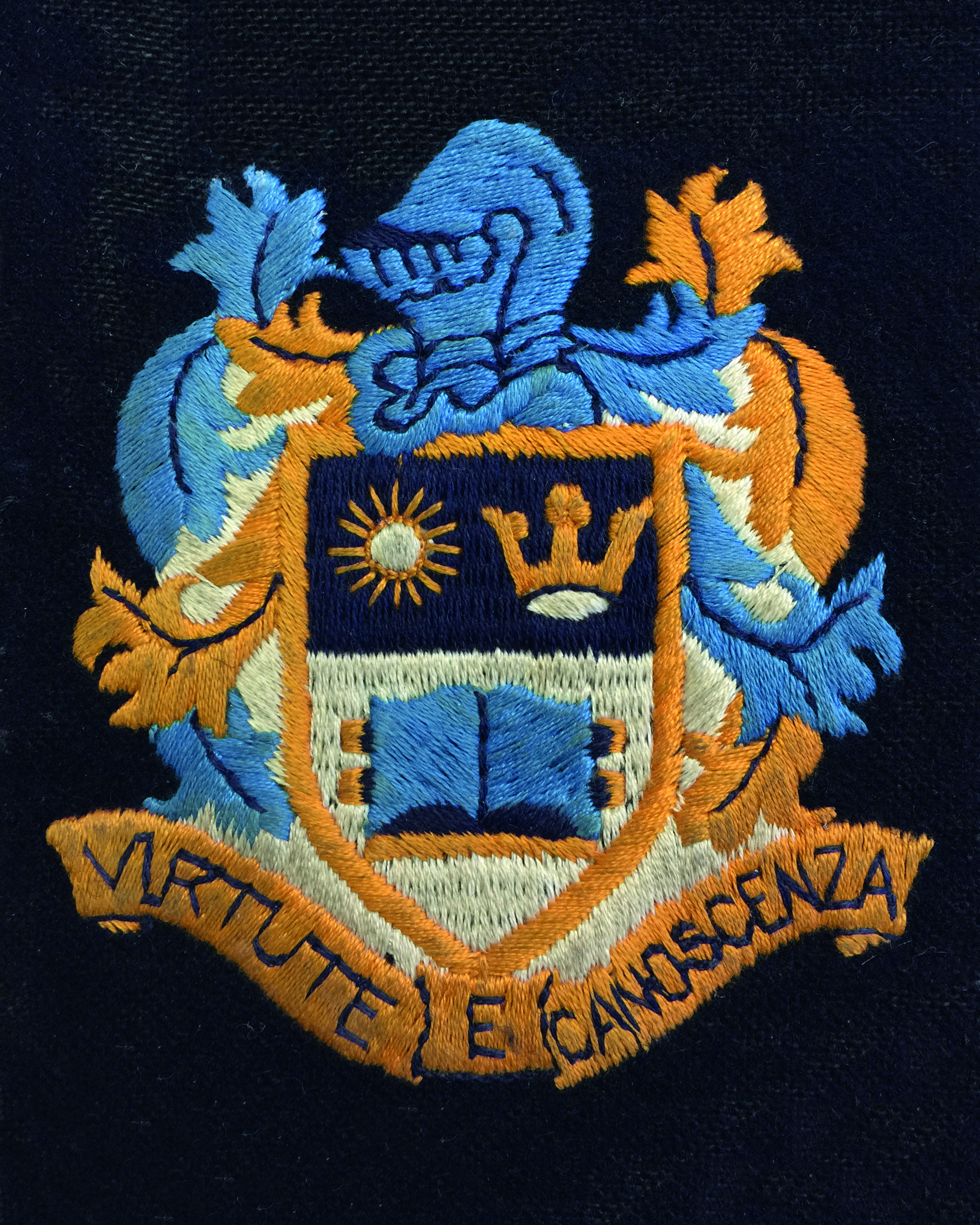 Harold Hill Grammar School badge